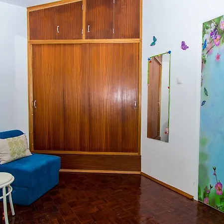 Akivillas Rose * Lagos